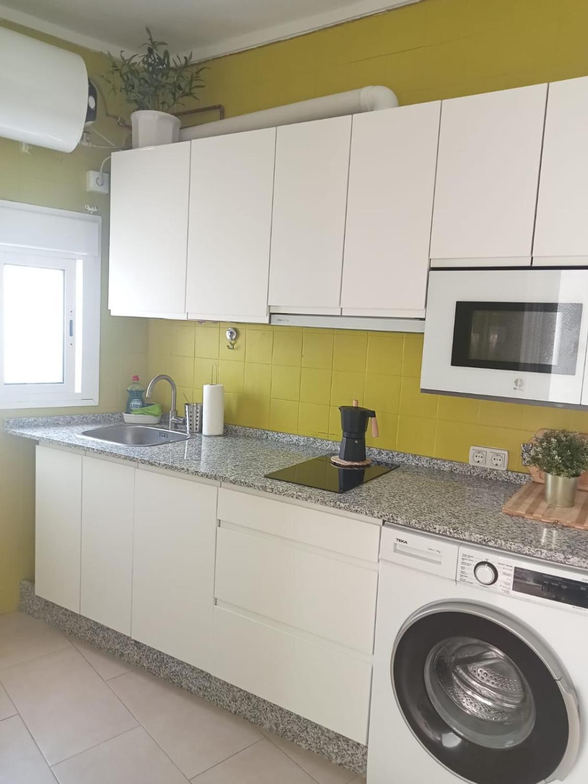 דירות קוניל דה לה פרונטרה Casa Jurel מראה חיצוני תמונה